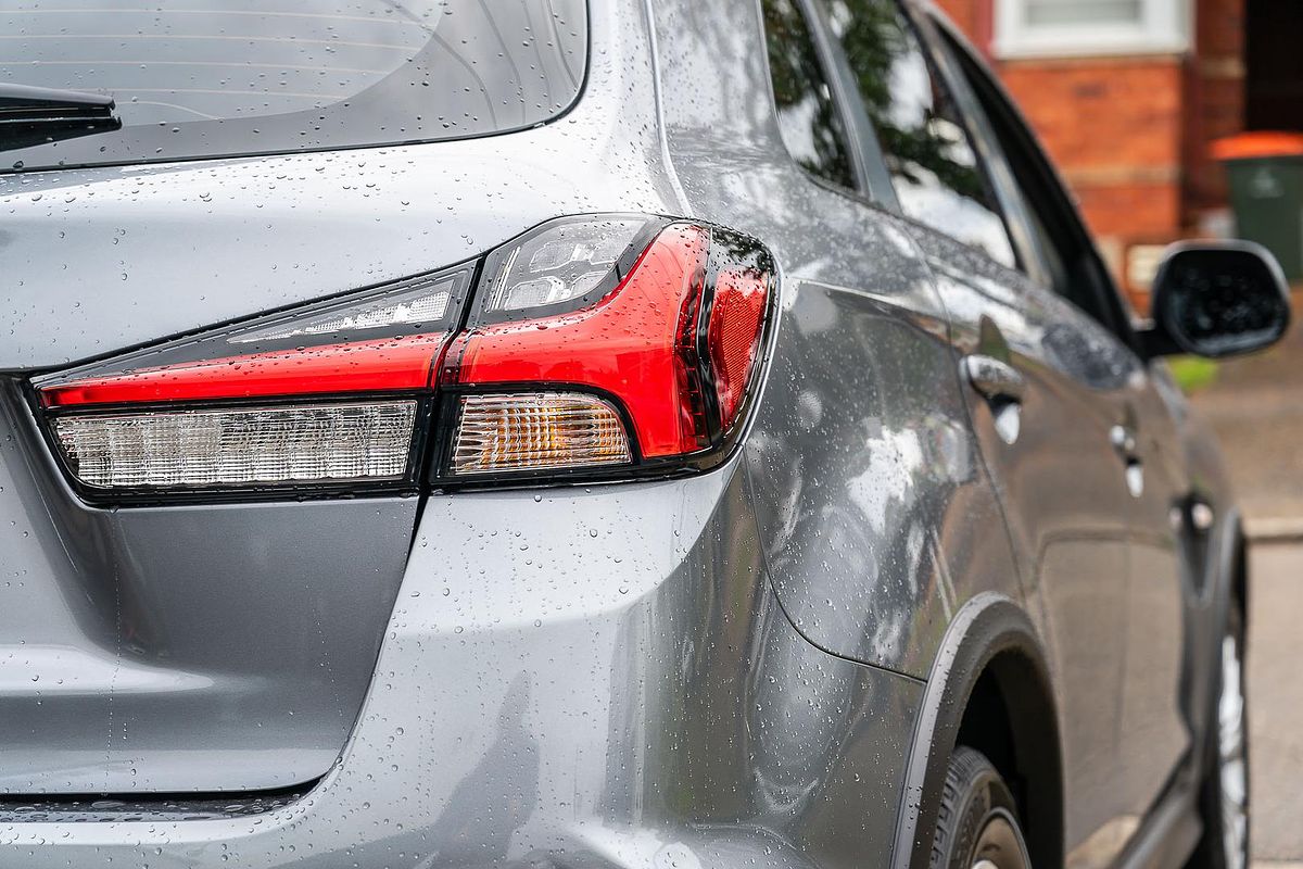 2024 Mitsubishi ASX ES XD