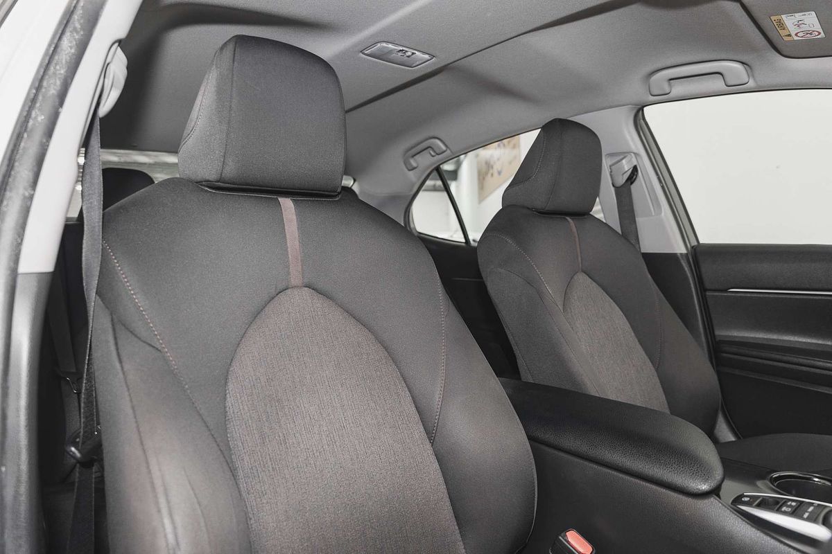 2019 Toyota Camry Ascent AXVH71R