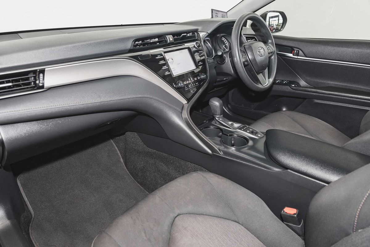 2019 Toyota Camry Ascent AXVH71R