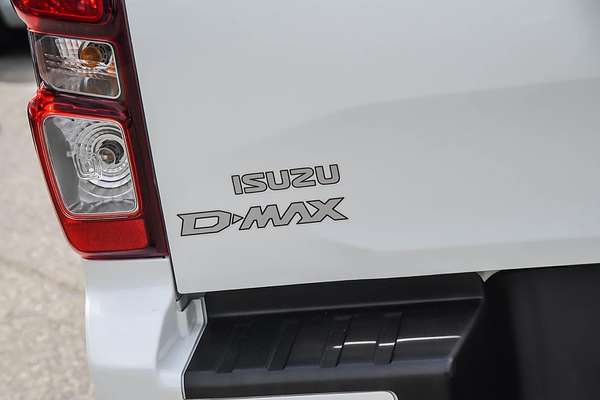 2024 Isuzu D-MAX SX High Ride Rear Wheel Drive