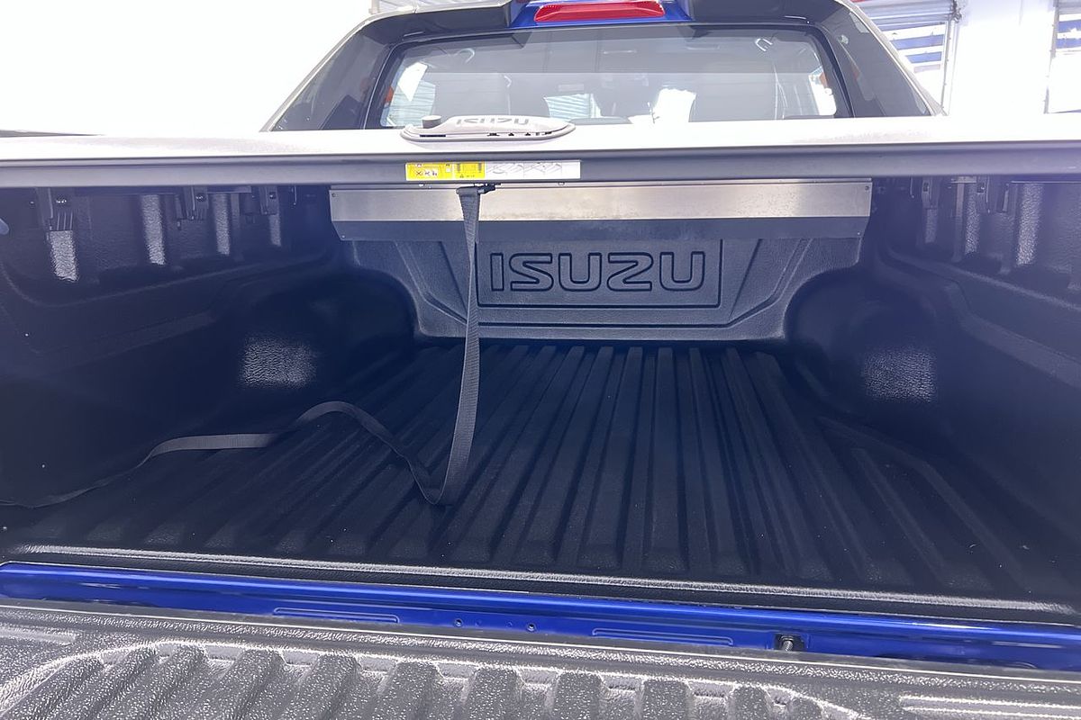 2022 Isuzu D-MAX X-TERRAIN 4X4