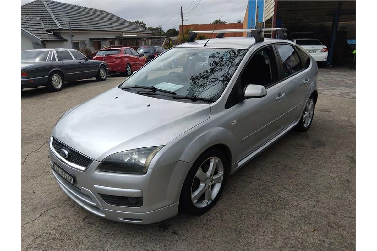 2005 Ford Focus Zetec LS