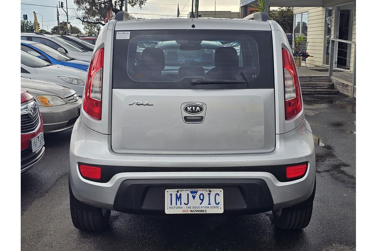 2012 Kia Soul + AM