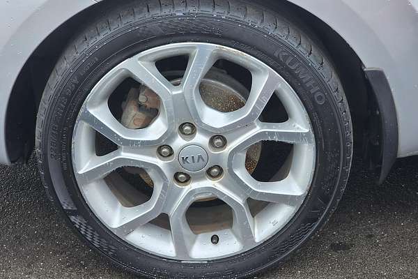 2012 Kia Soul + AM