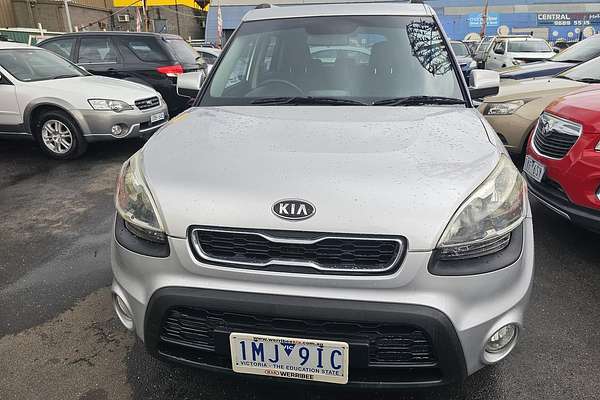 2012 Kia Soul + AM