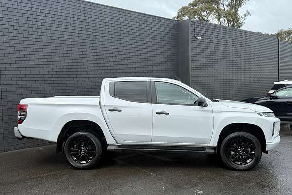 2023 Mitsubishi Triton GLX-R MR Rear Wheel Drive