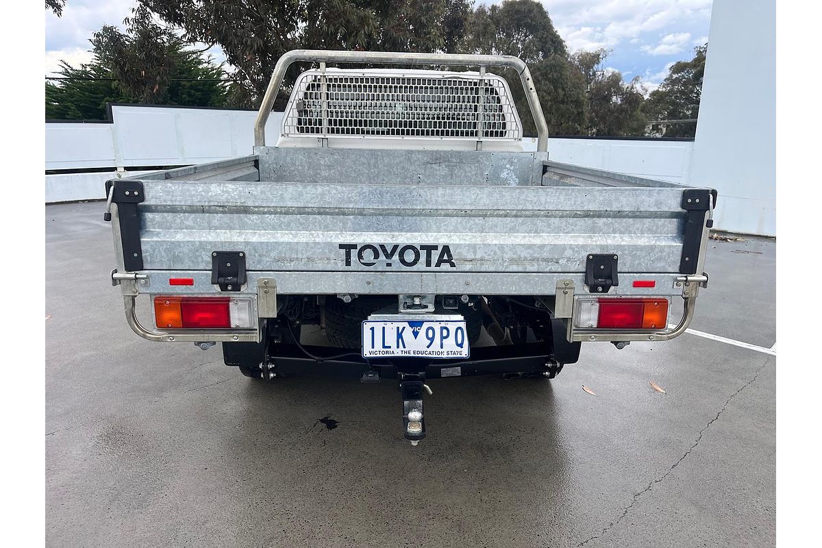 2017 Toyota Hilux SR GUN126R 4X4