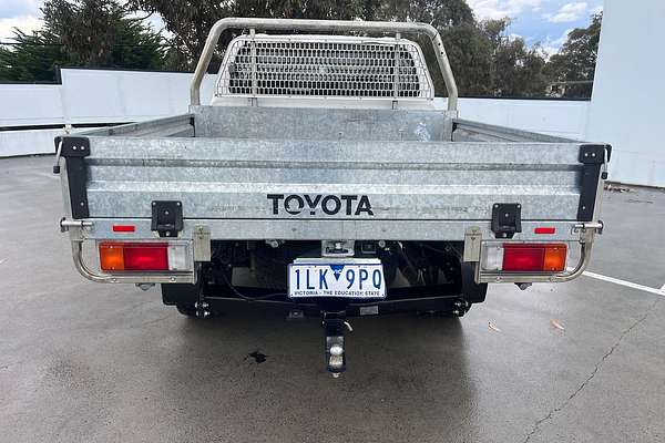 2017 Toyota Hilux SR GUN126R 4X4