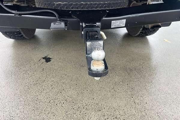 2017 Toyota Hilux SR GUN126R 4X4