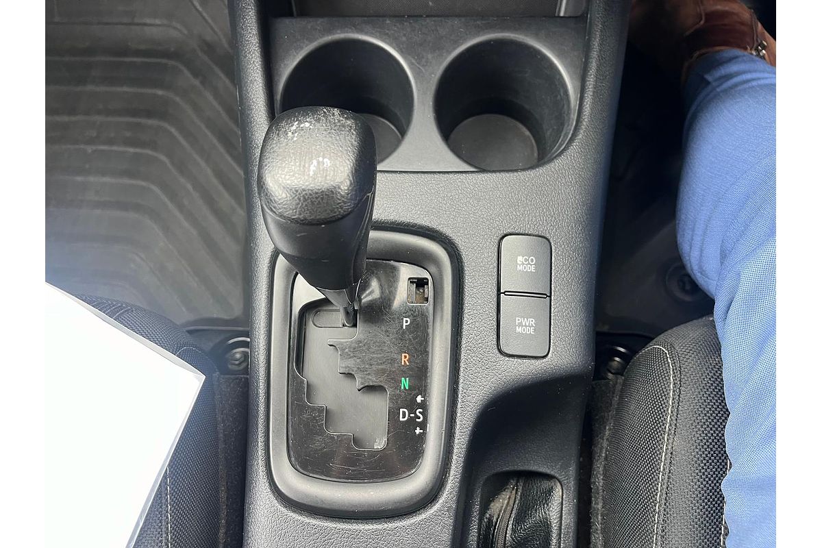 2017 Toyota Hilux SR GUN126R 4X4