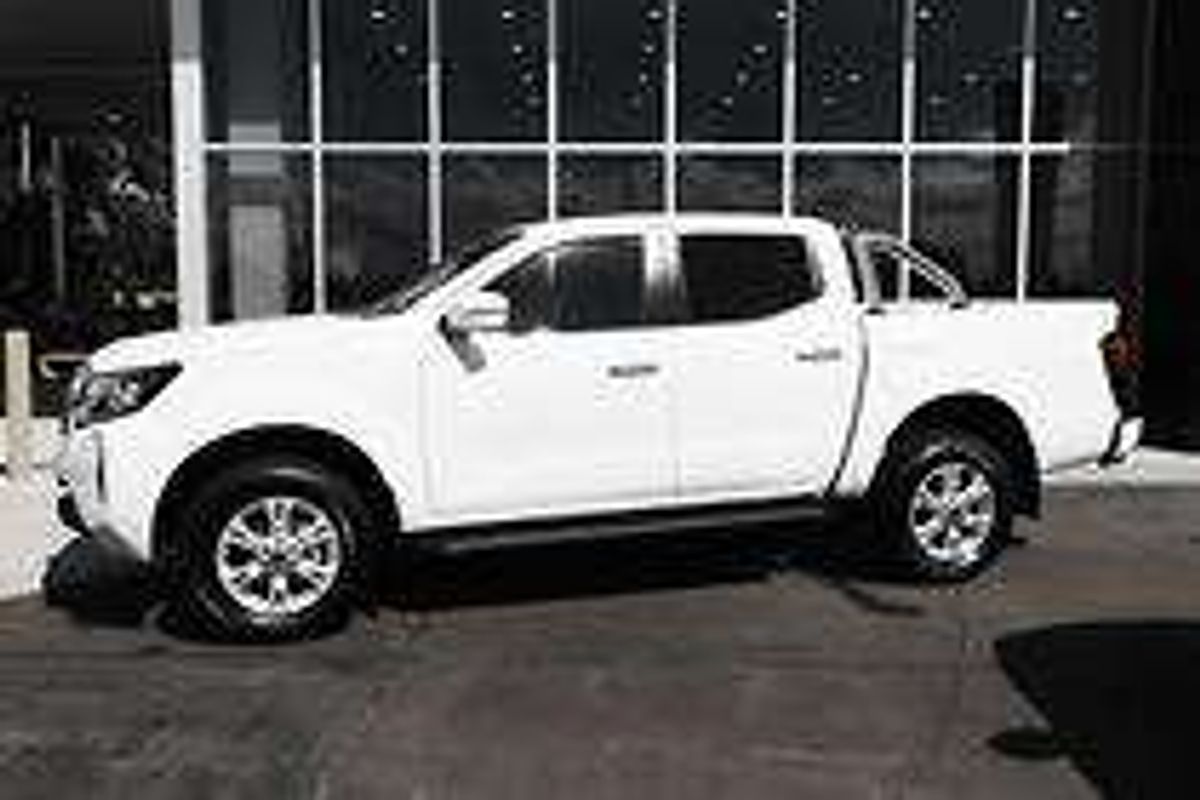 2024 Nissan Navara ST D23 4X4