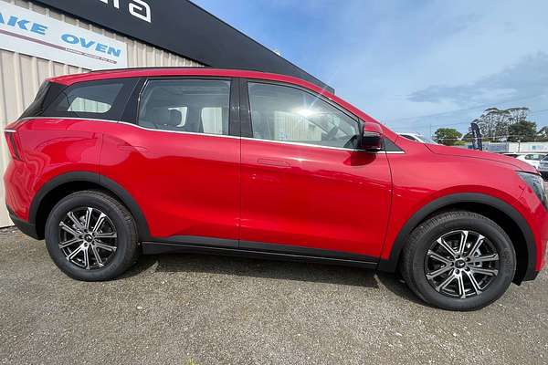 2023 Mahindra XUV700 AX7
