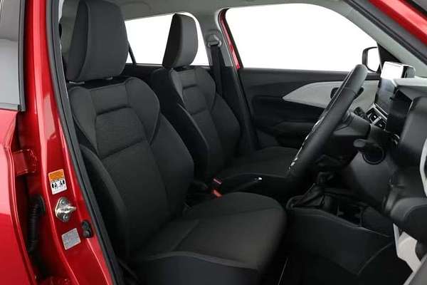2024 Suzuki Swift Hybrid Plus UZ