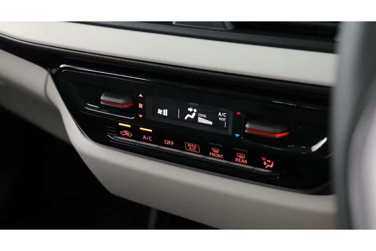 2024 Suzuki Swift Hybrid Plus UZ