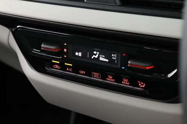 2024 Suzuki Swift Hybrid Plus UZ