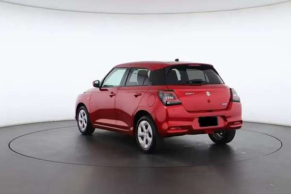 2024 Suzuki Swift Hybrid Plus UZ