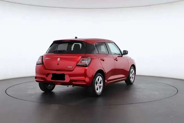 2024 Suzuki Swift Hybrid Plus UZ