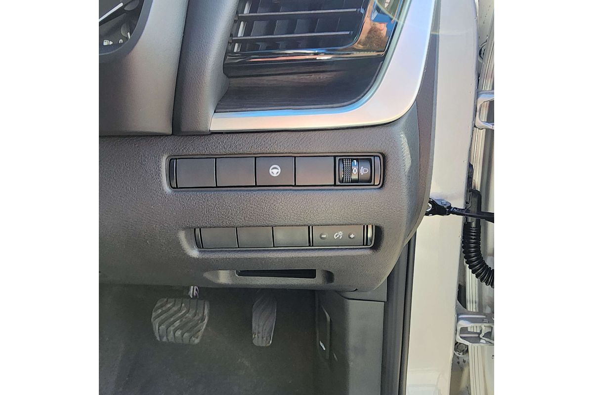 2024 Nissan X-TRAIL ST-L T33