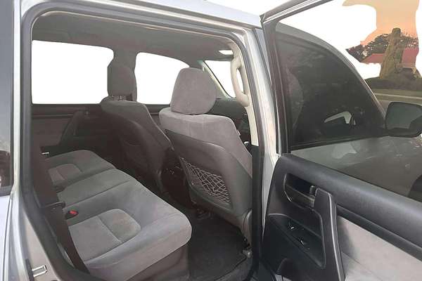 2012 Toyota Landcruiser GXL VDJ200R