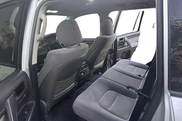 2012 Toyota Landcruiser GXL VDJ200R