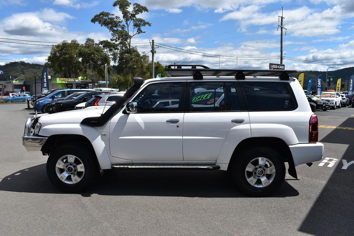 2011 Nissan Patrol ST GU 7