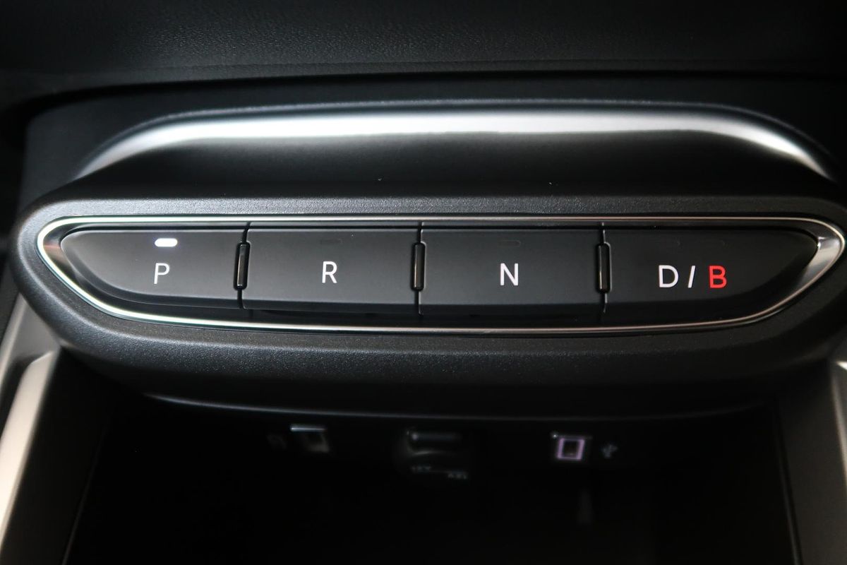 2024 Jeep Avenger Limited JJ