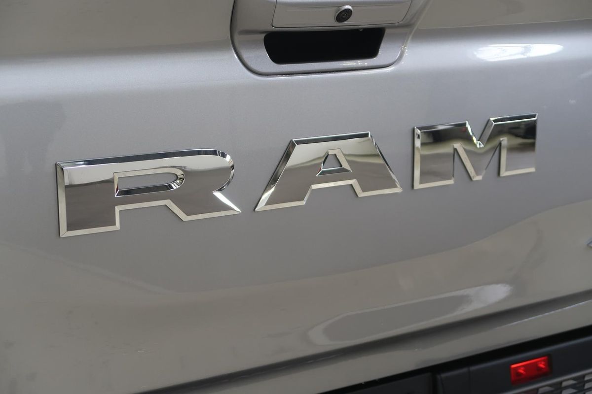 2024 RAM 1500 Laramie DT 4X4