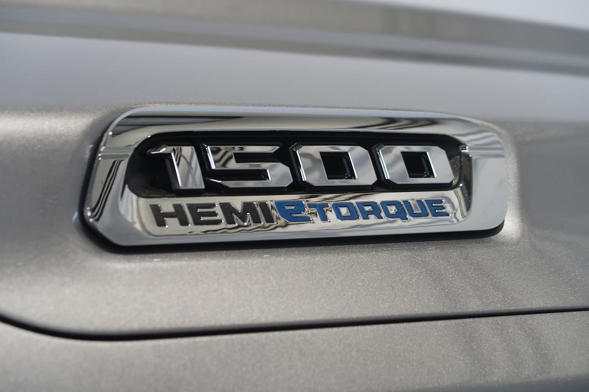 2024 RAM 1500 Laramie DT 4X4 SWB