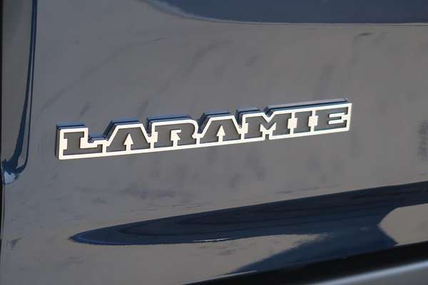 2024 RAM 1500 Laramie Sport RamBox DT 4X4 SWB