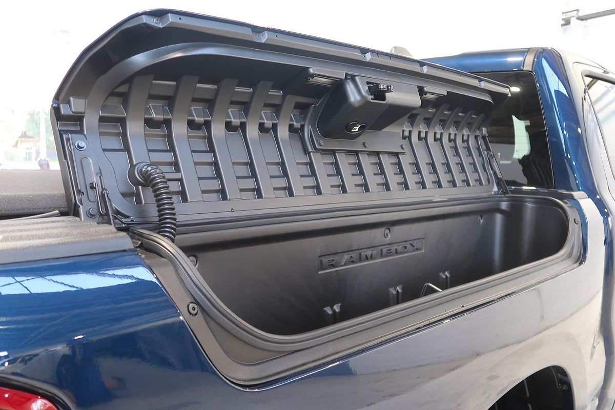 2024 RAM 1500 Laramie Sport RamBox DT 4X4 SWB