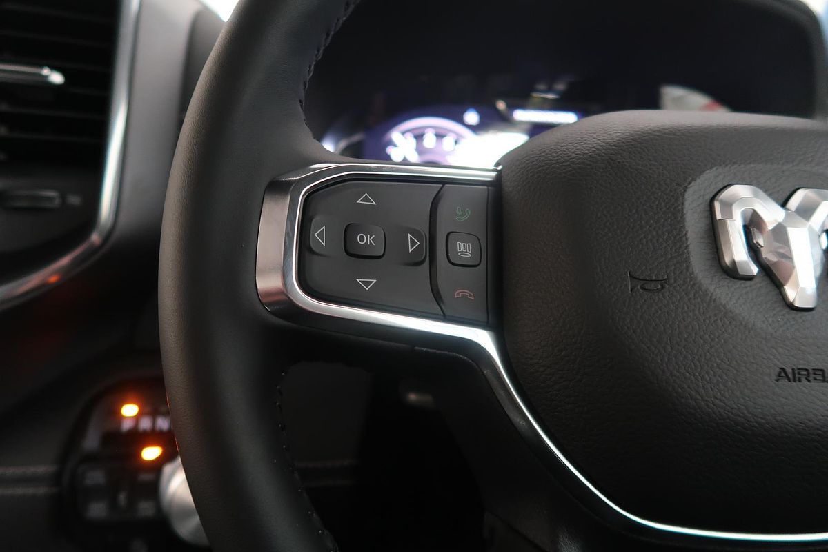 2024 RAM 1500 Laramie Sport RamBox DT 4X4 SWB