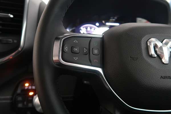 2024 RAM 1500 Laramie Sport RamBox DT 4X4 SWB
