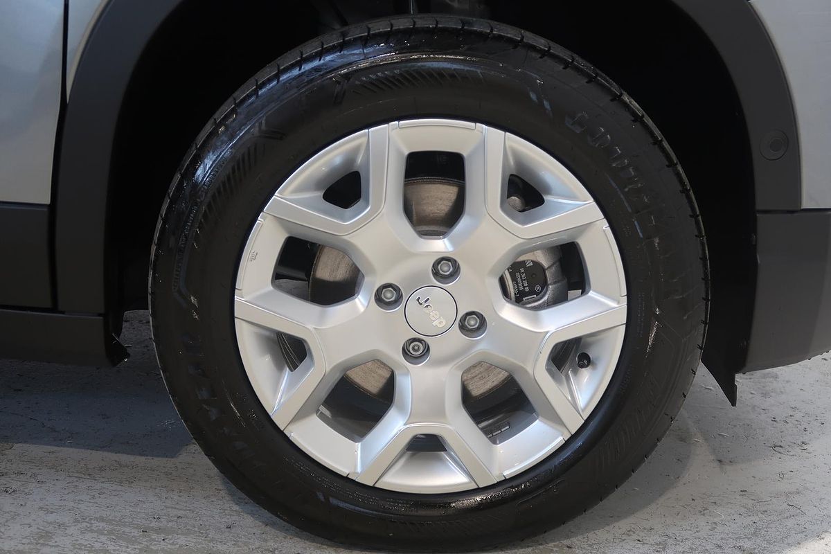 2024 Jeep Avenger Limited JJ