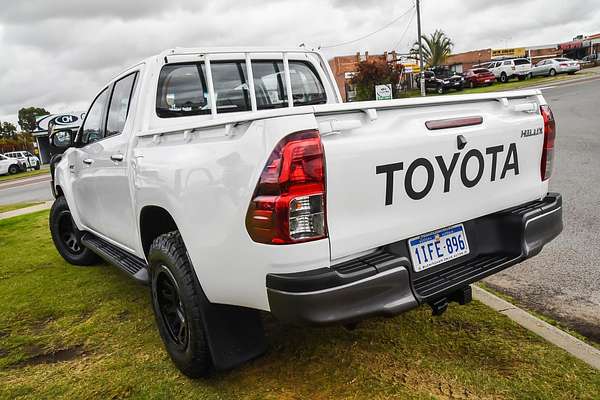 2017 Toyota Hilux SR GUN126R 4X4