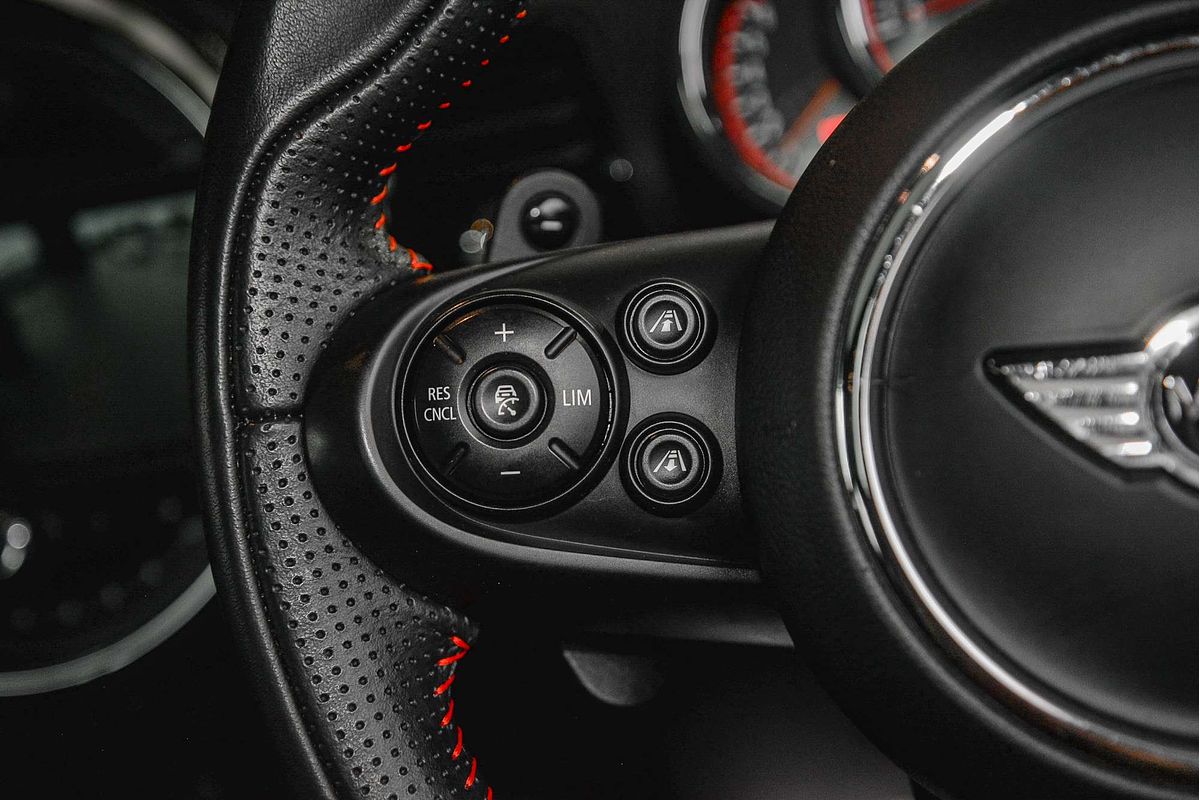 2016 MINI Clubman John Cooper Works F54