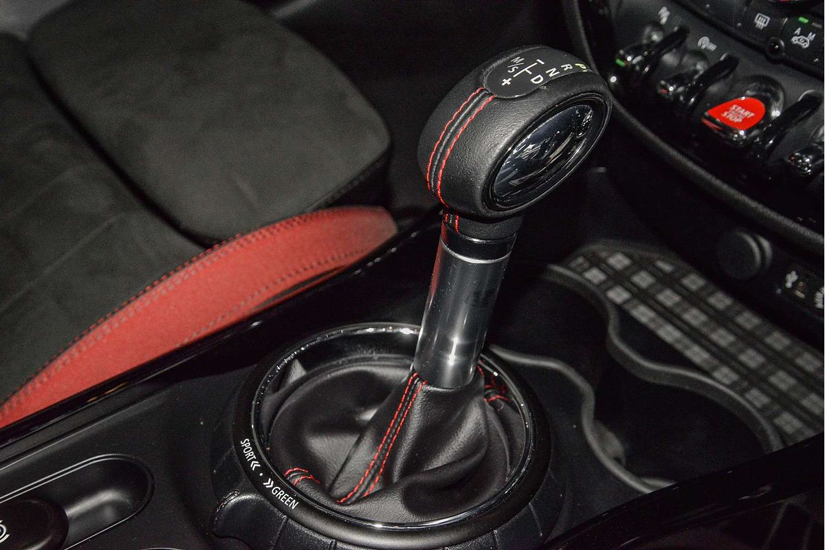 2016 MINI Clubman John Cooper Works F54