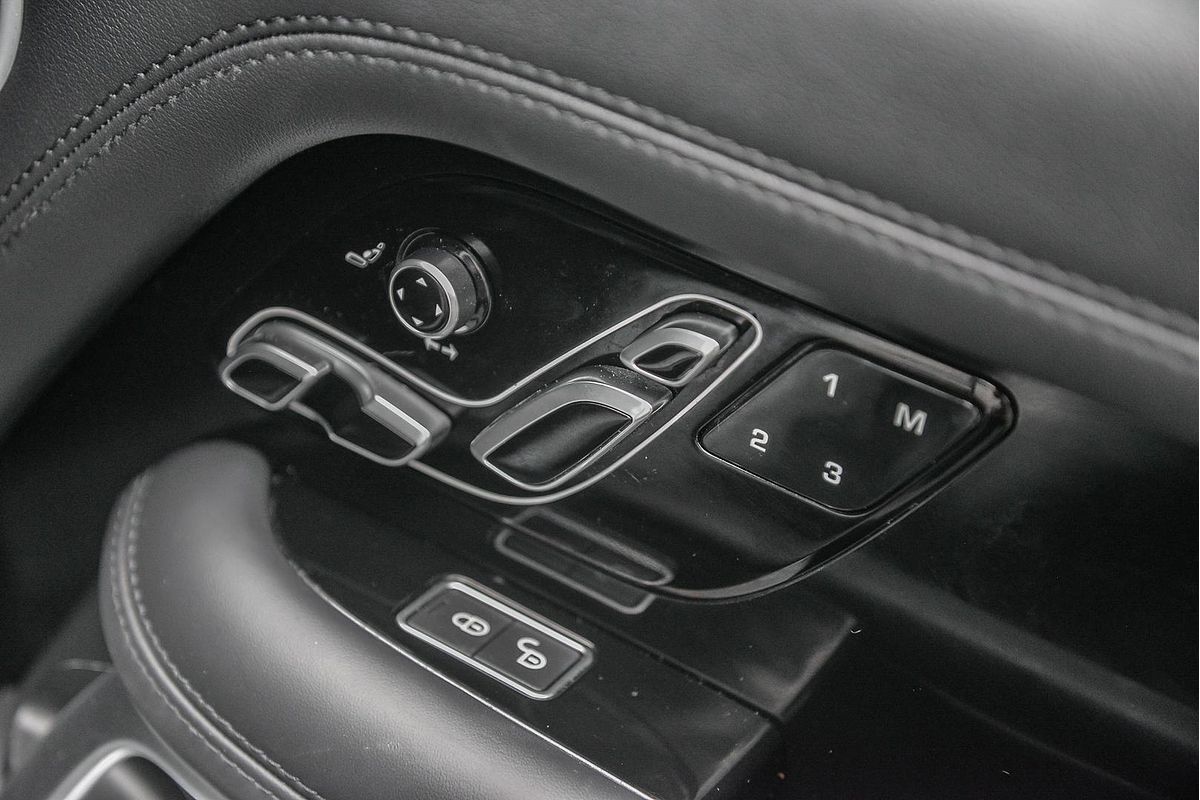 2019 Land Rover Range Rover SDV6 Vogue L405