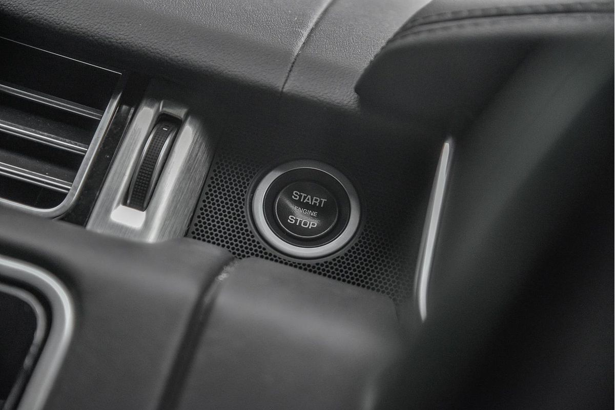 2019 Land Rover Range Rover SDV6 Vogue L405