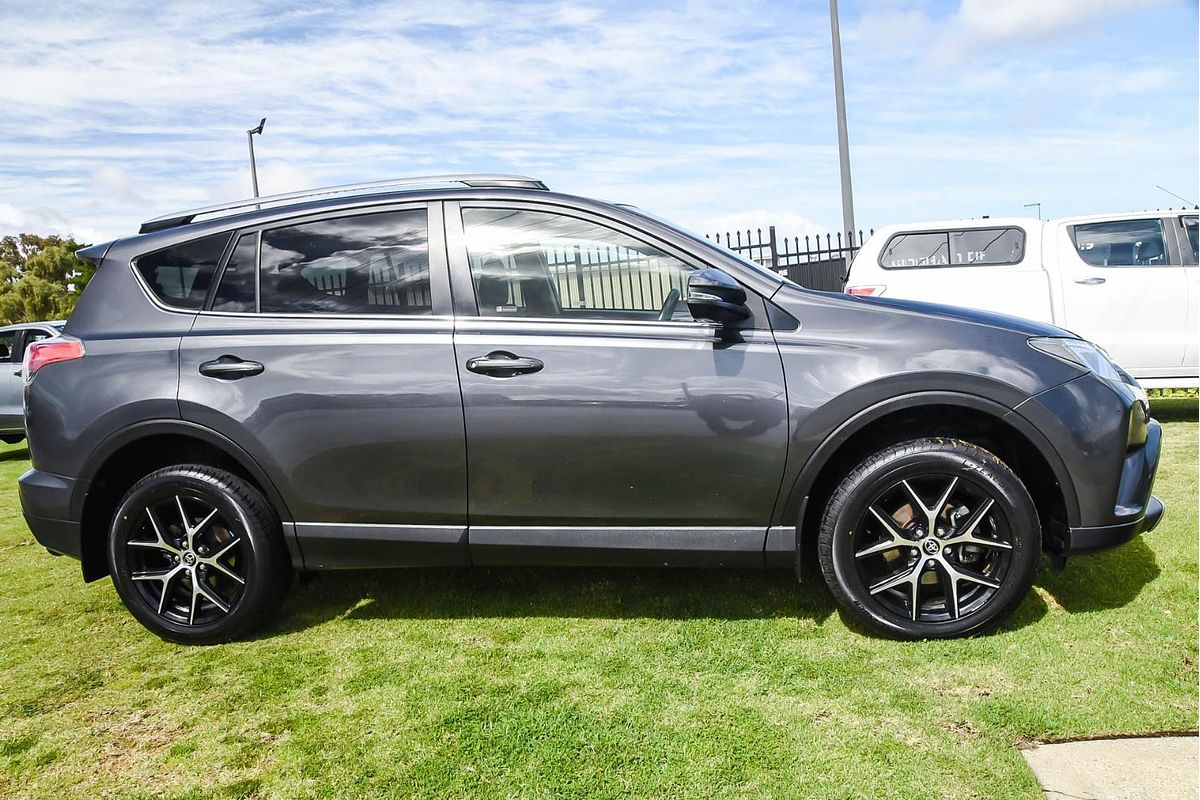 2017 Toyota RAV4 GXL ASA44R