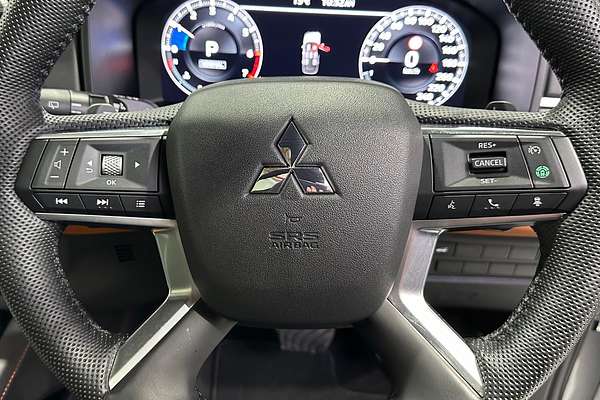 2023 Mitsubishi Outlander Exceed Tourer ZM