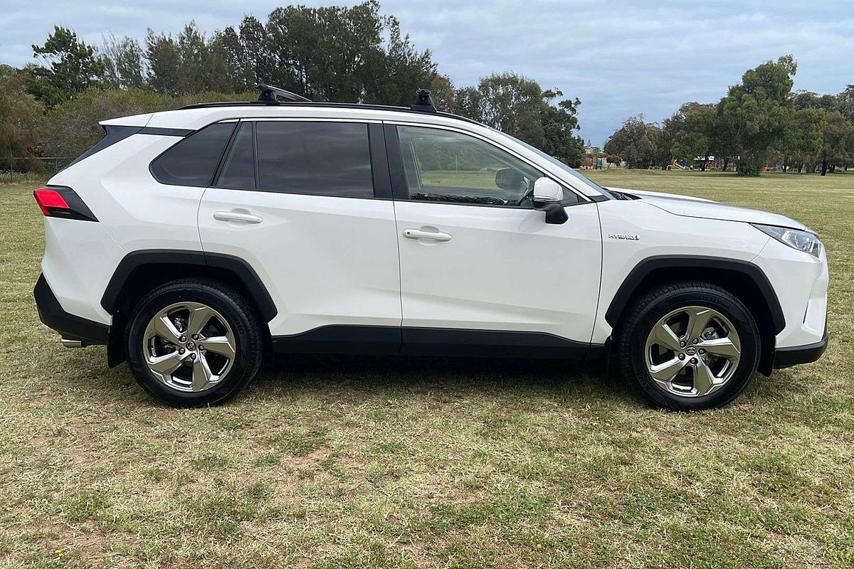 2021 Toyota RAV4 GXL AXAH54R