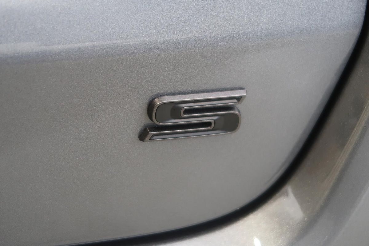 2023 Jeep Compass S-Limited M6