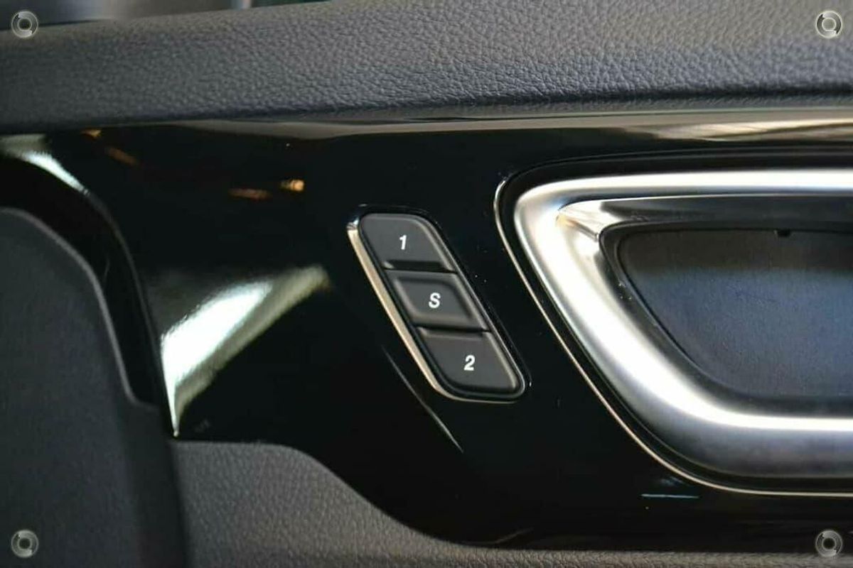 2023 Jeep Compass S-Limited M6