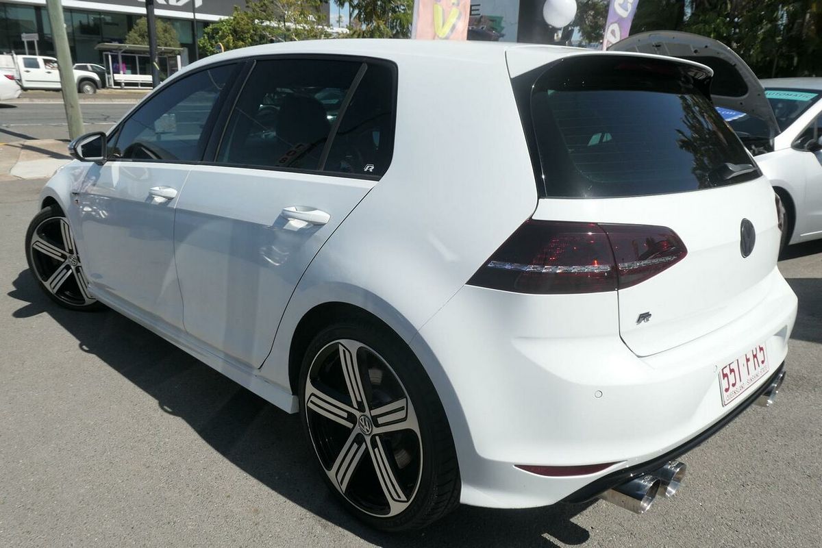 2016 Volkswagen Golf R 7