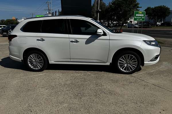 2019 Mitsubishi Outlander PHEV Exceed ZL