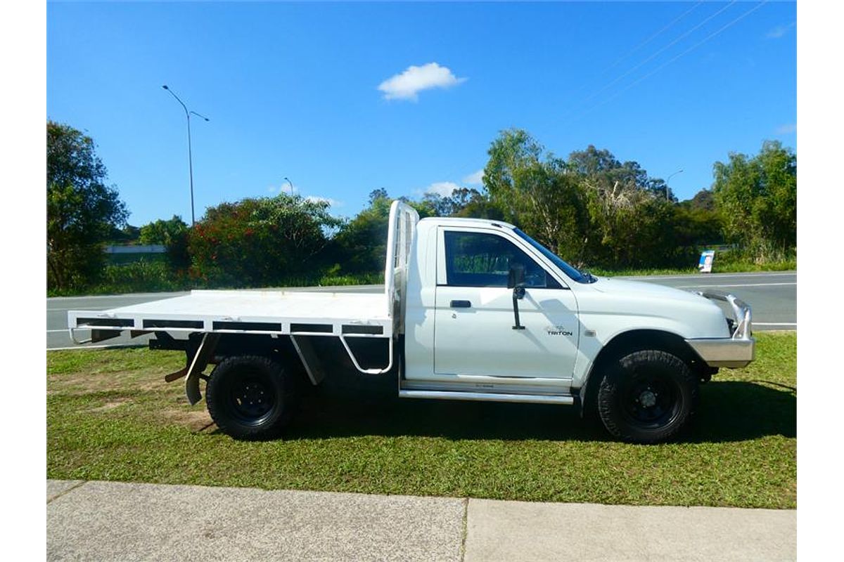 2004 Mitsubishi Triton GLX MK 4X4