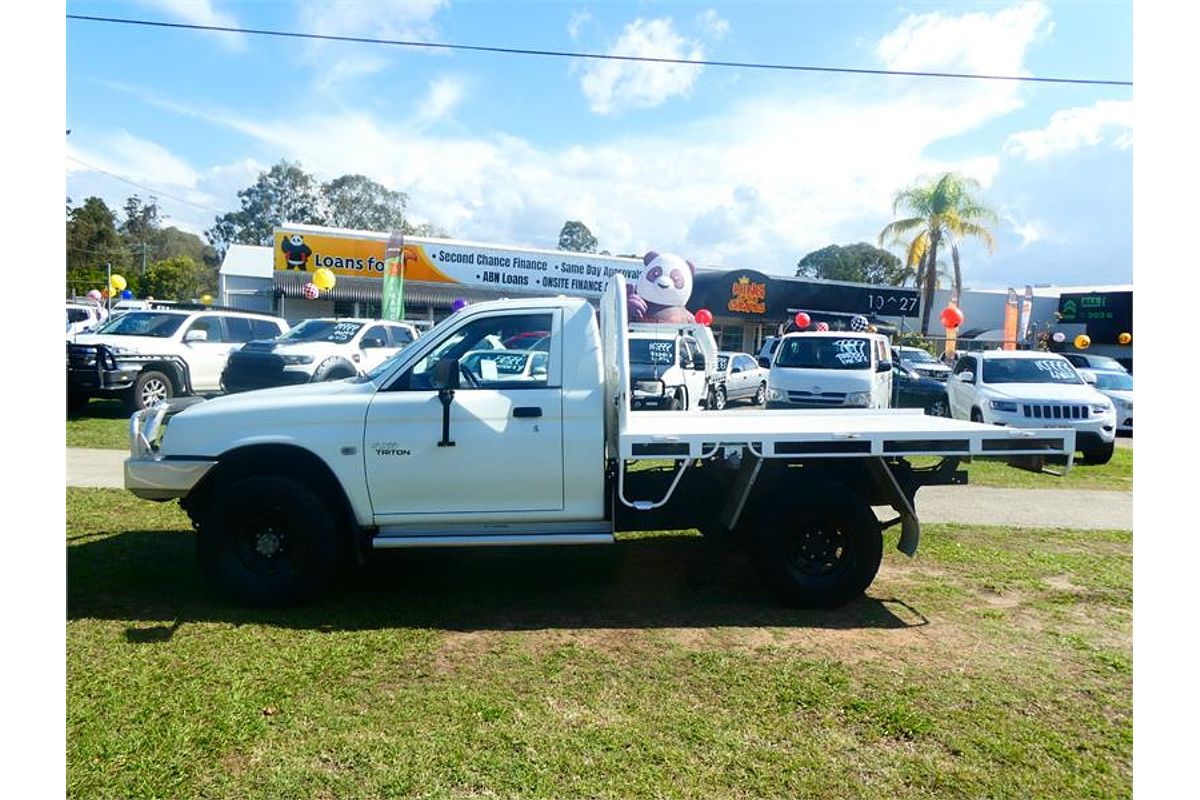 2004 Mitsubishi Triton GLX MK 4X4