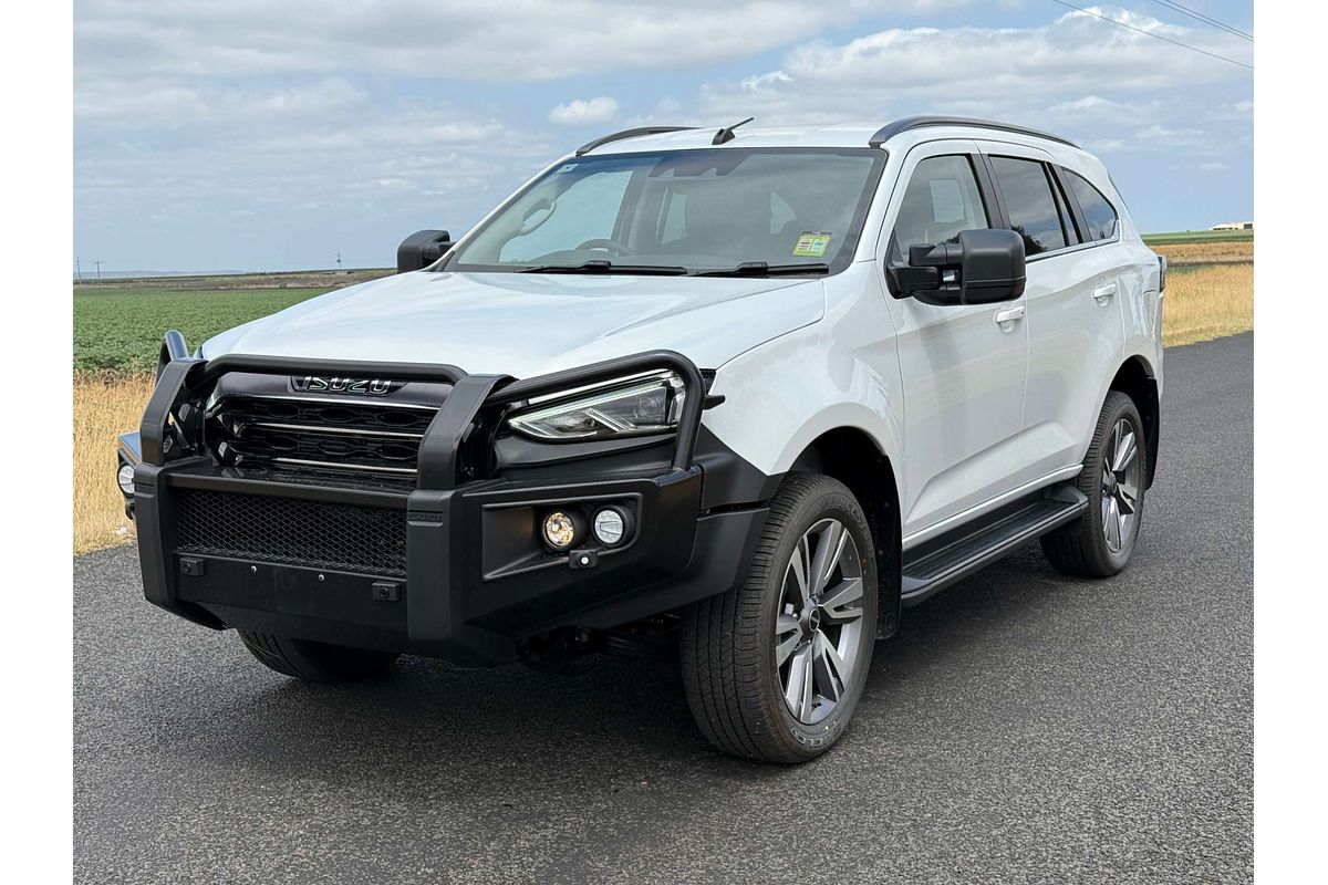 2024 Isuzu MU-X LS-T