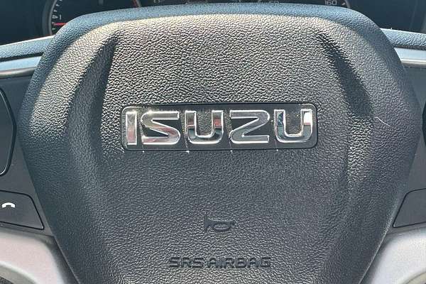 2023 Isuzu D-MAX LS-M 4X4