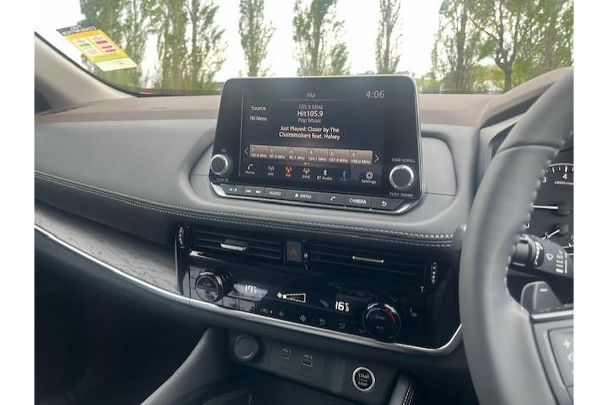 2024 Nissan X-TRAIL ST-L T33